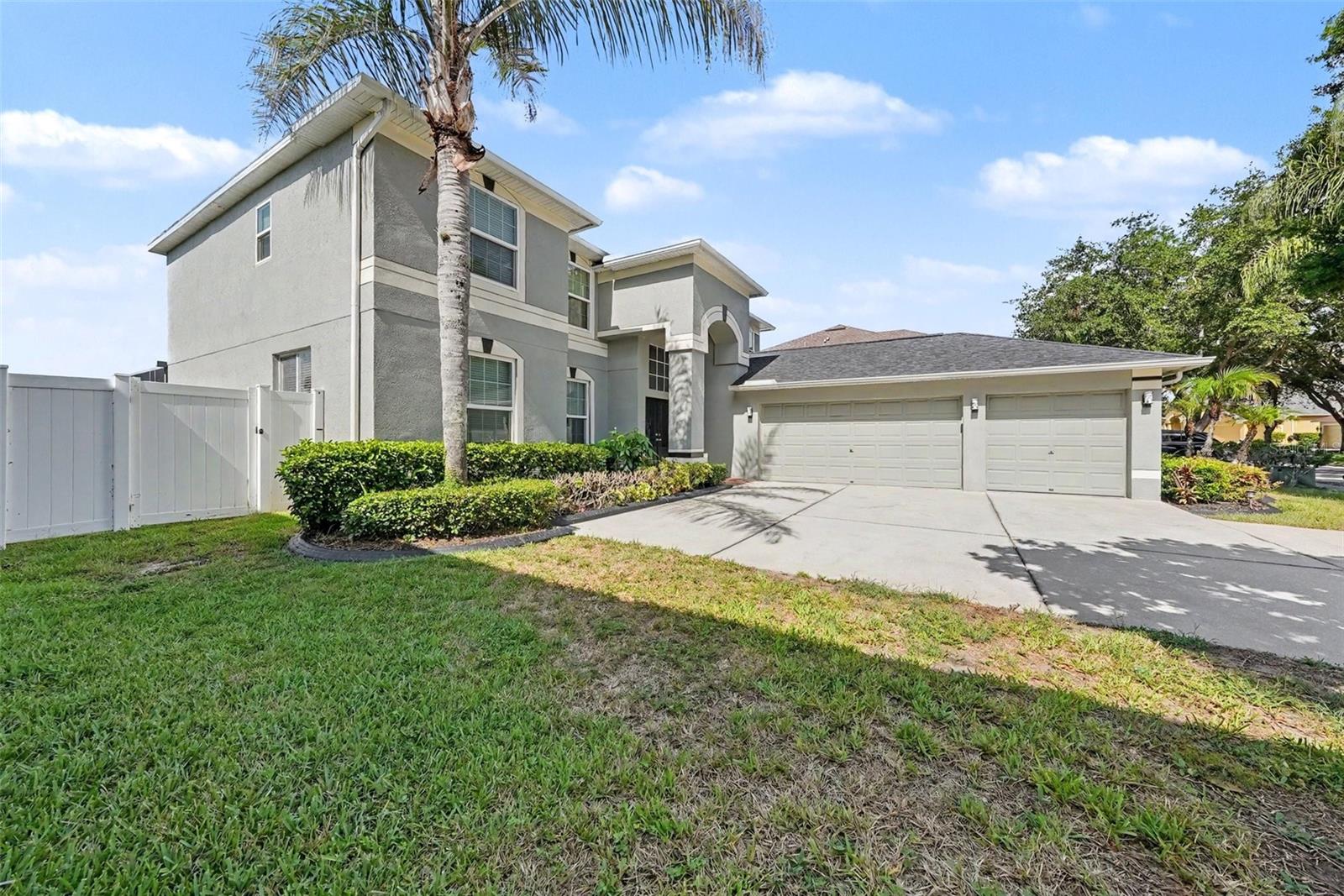 4227 Balington Dr, Valrico, FL 33596 photo
