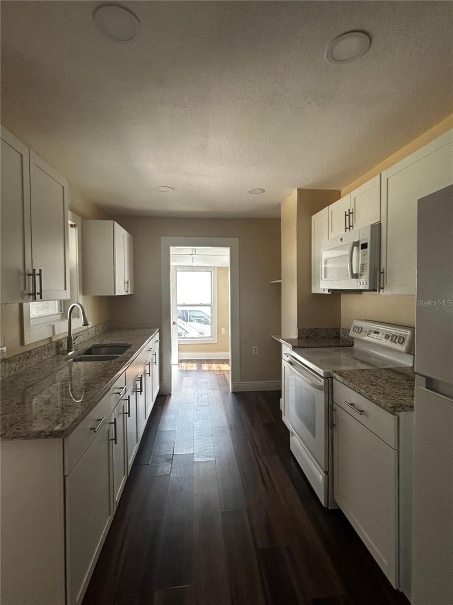 400 S 6 St, Leesburg, FL 34748 photo