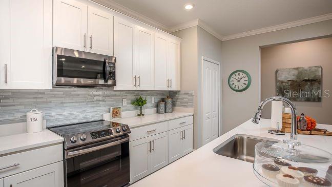 8639 Oakstone Cir, Leesburg, FL 34788 photo