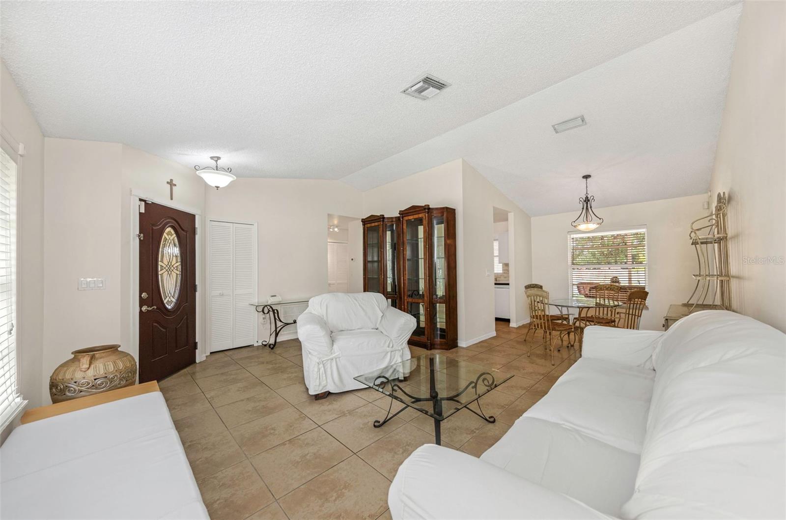 2437 Hawk Ave, Palm Harbor, FL 34683 photo