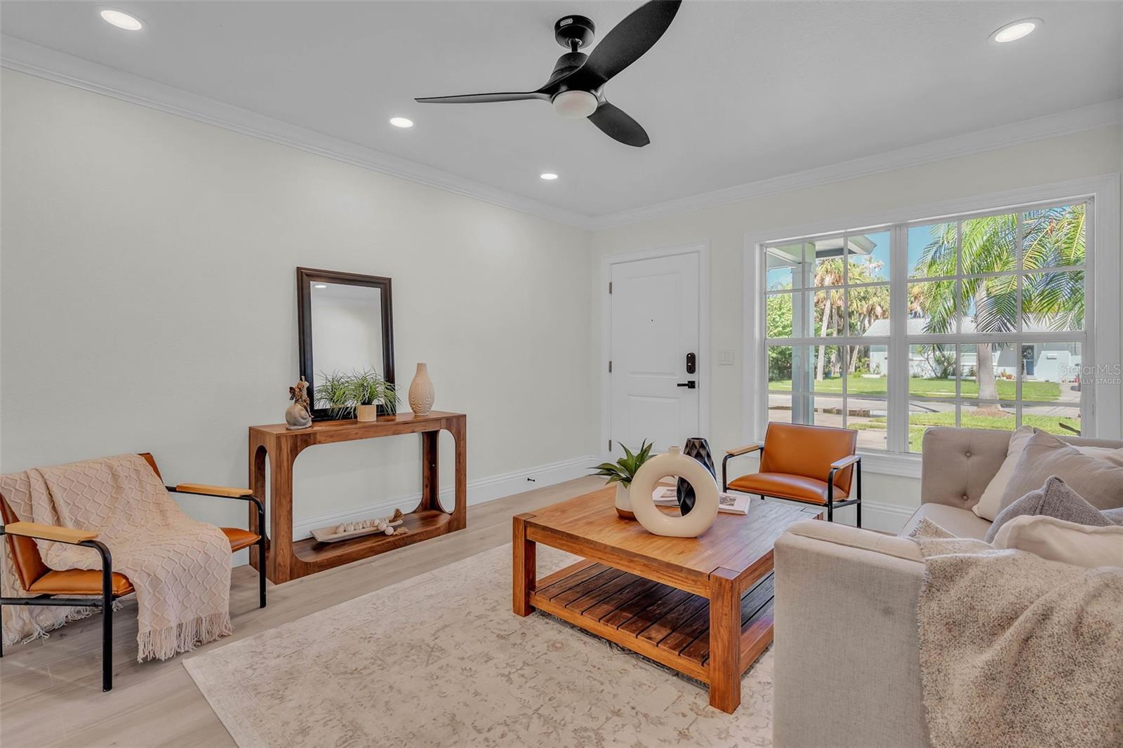 965 Bruce Ave, Clearwater Beach, FL 33767 photo