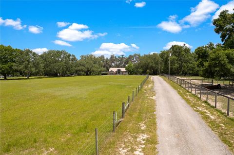 Single Family Residence in DADE CITY FL 31949 AMBERLEA RD 2.jpg