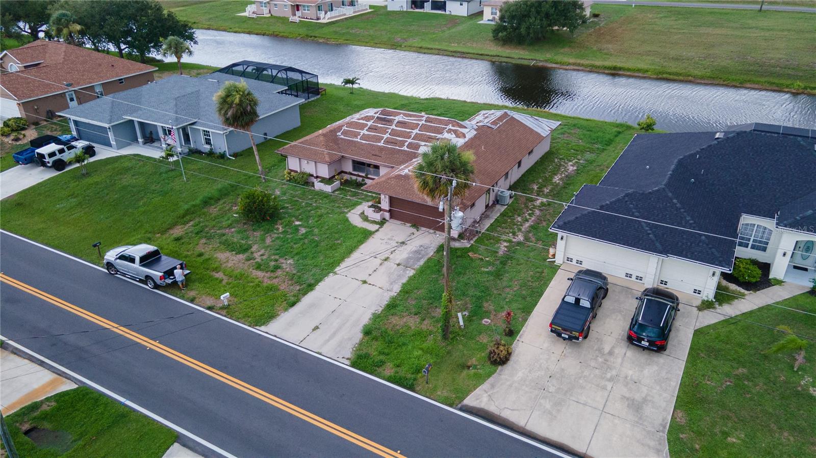 273 Rotonda Cir, Rotonda West, FL 33947 photo