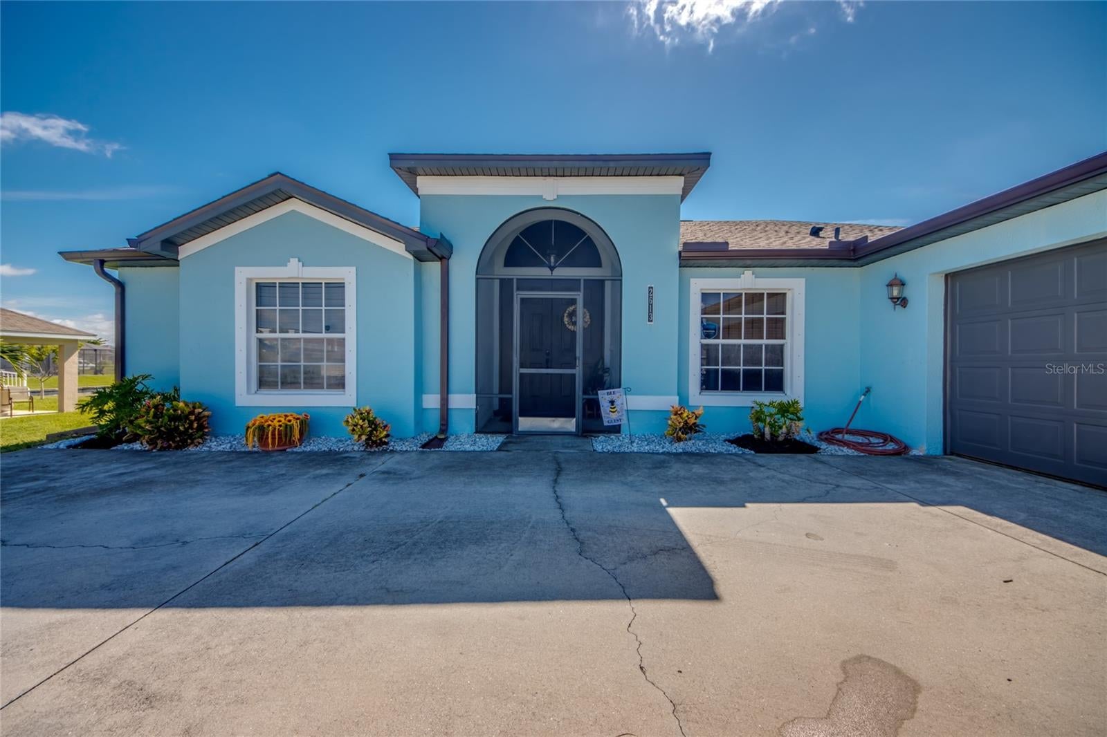 2613 SW 7 Pl, Cape Coral, FL 33914 photo