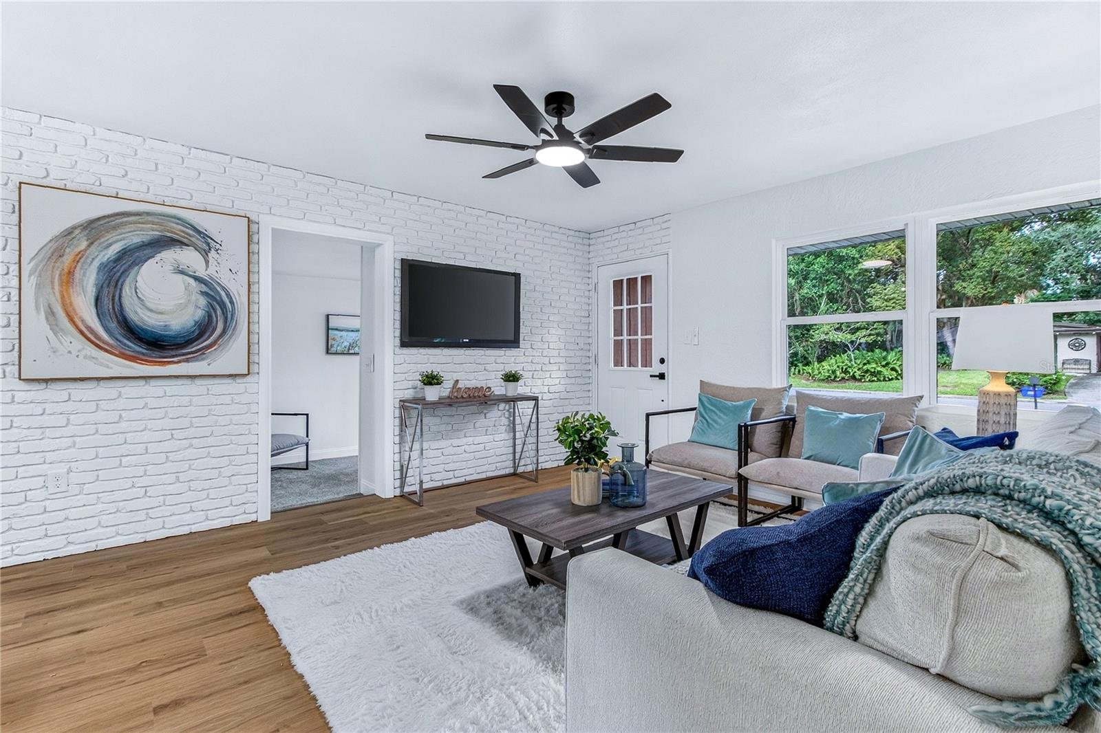 2426 S Laurel Ave, Sanford, FL 32771 photo