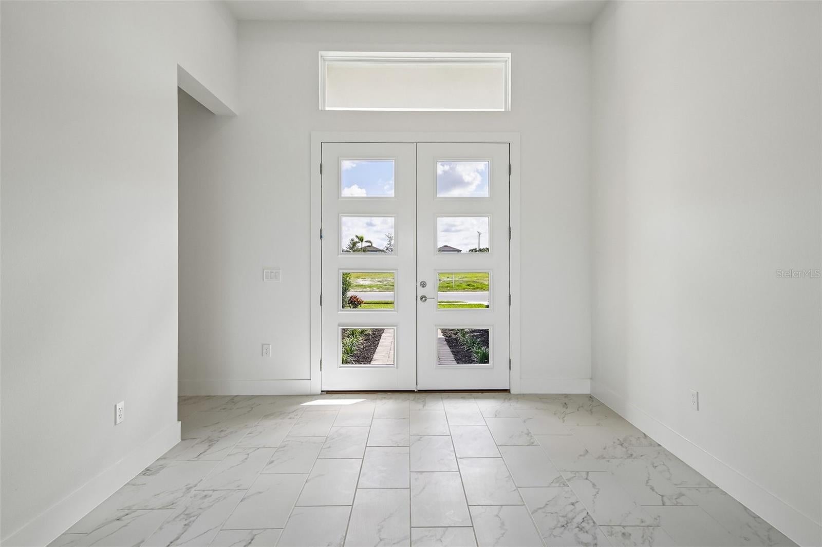 8255 Golden Beach Ct, Parrish, FL 34219 photo