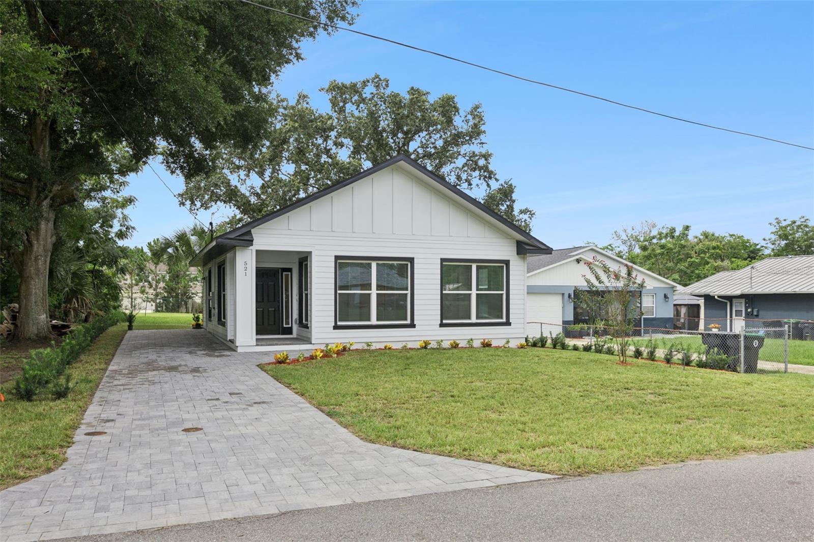 521 W Herriott Ave, Oakland, FL 34760 photo