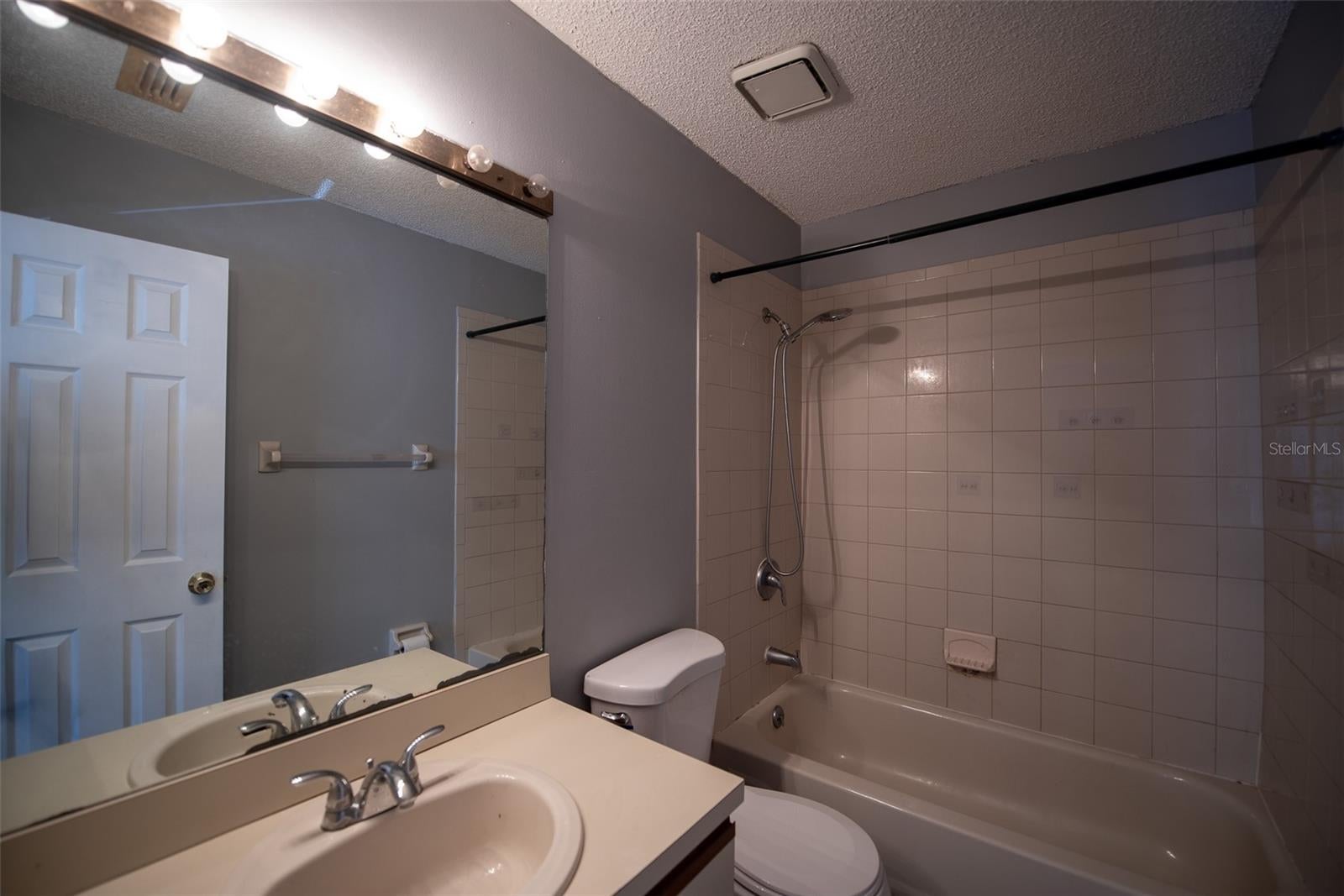 1621 Sandy Point Sq #61, Orlando, FL 32807 photo