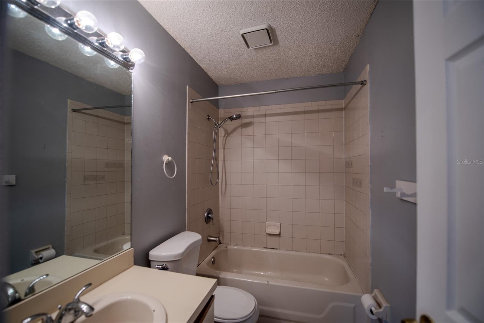 1621 Sandy Point Sq #61, Orlando, FL 32807 photo