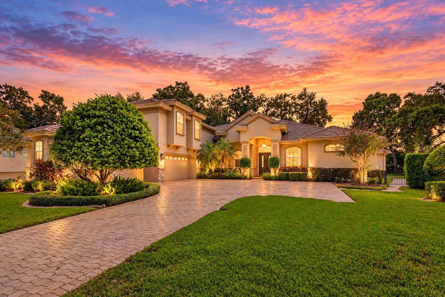 1516 Canopy Oaks Blvd, Palm Harbor, FL 34683