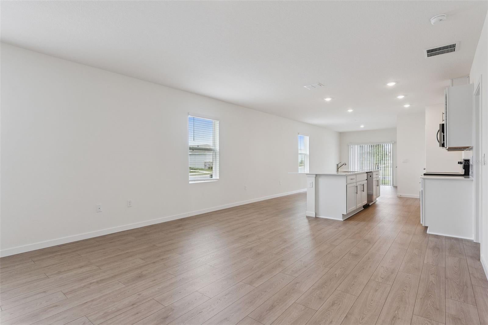 5198 Blanket Flower St, Apopka, FL 32712 photo