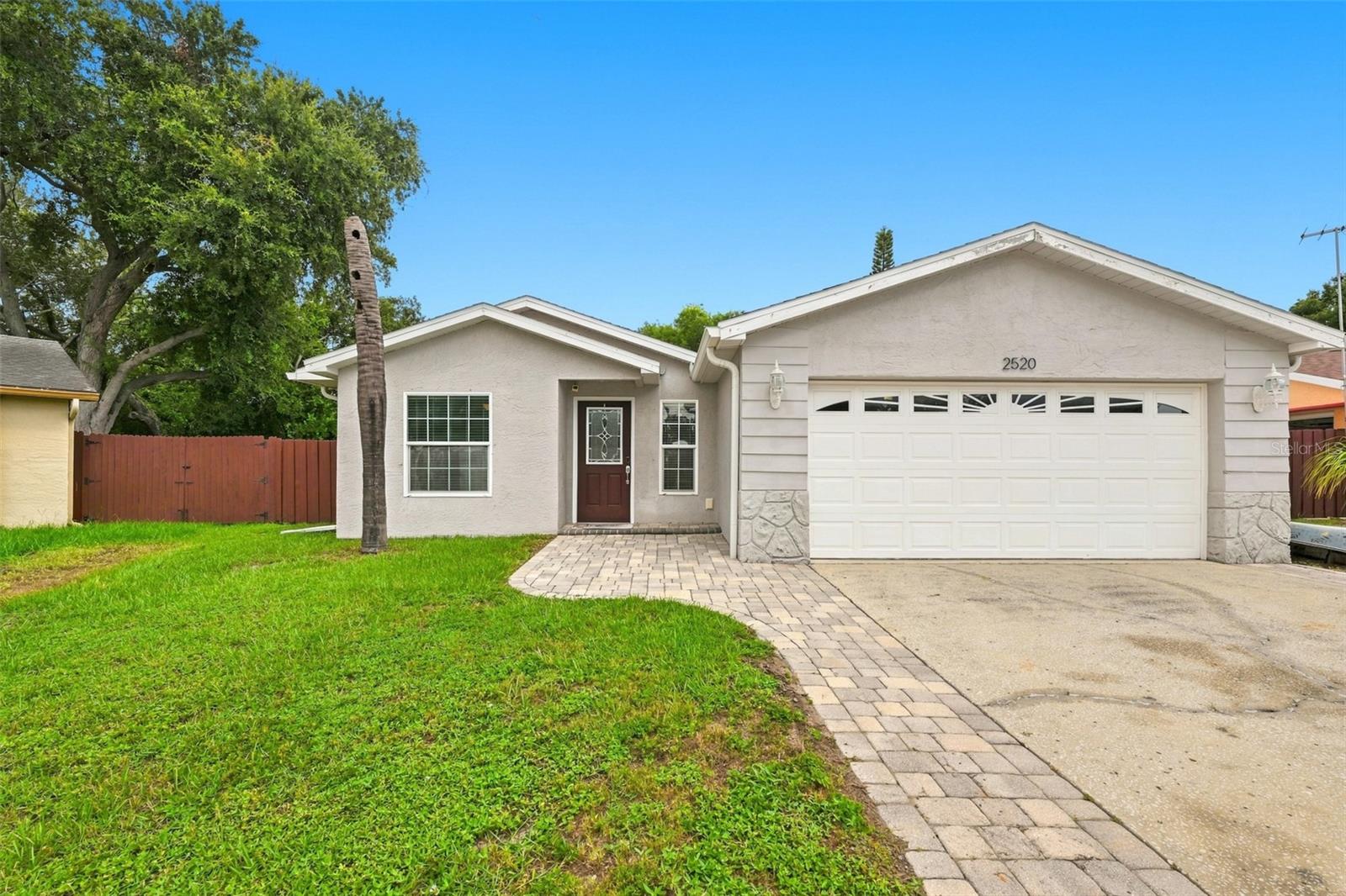2520 Fawn Ct, Clearwater, FL 33761 photo