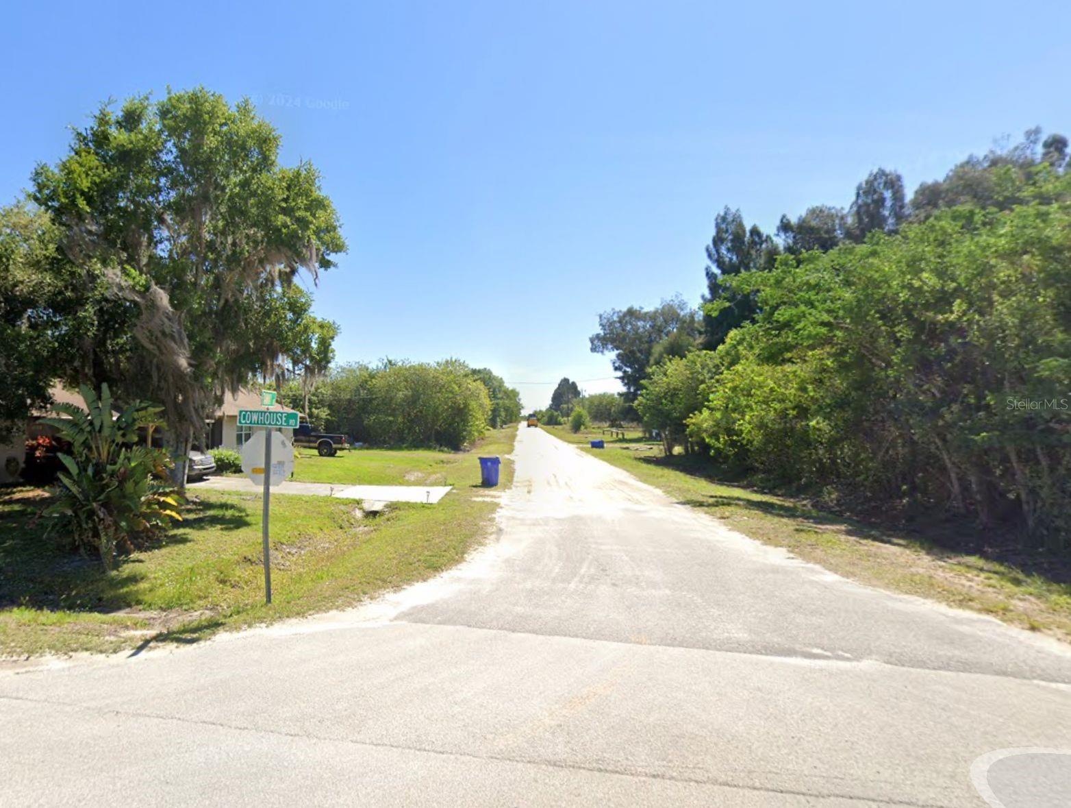 2733 Tawny Dr, Lorida, FL 33857 photo