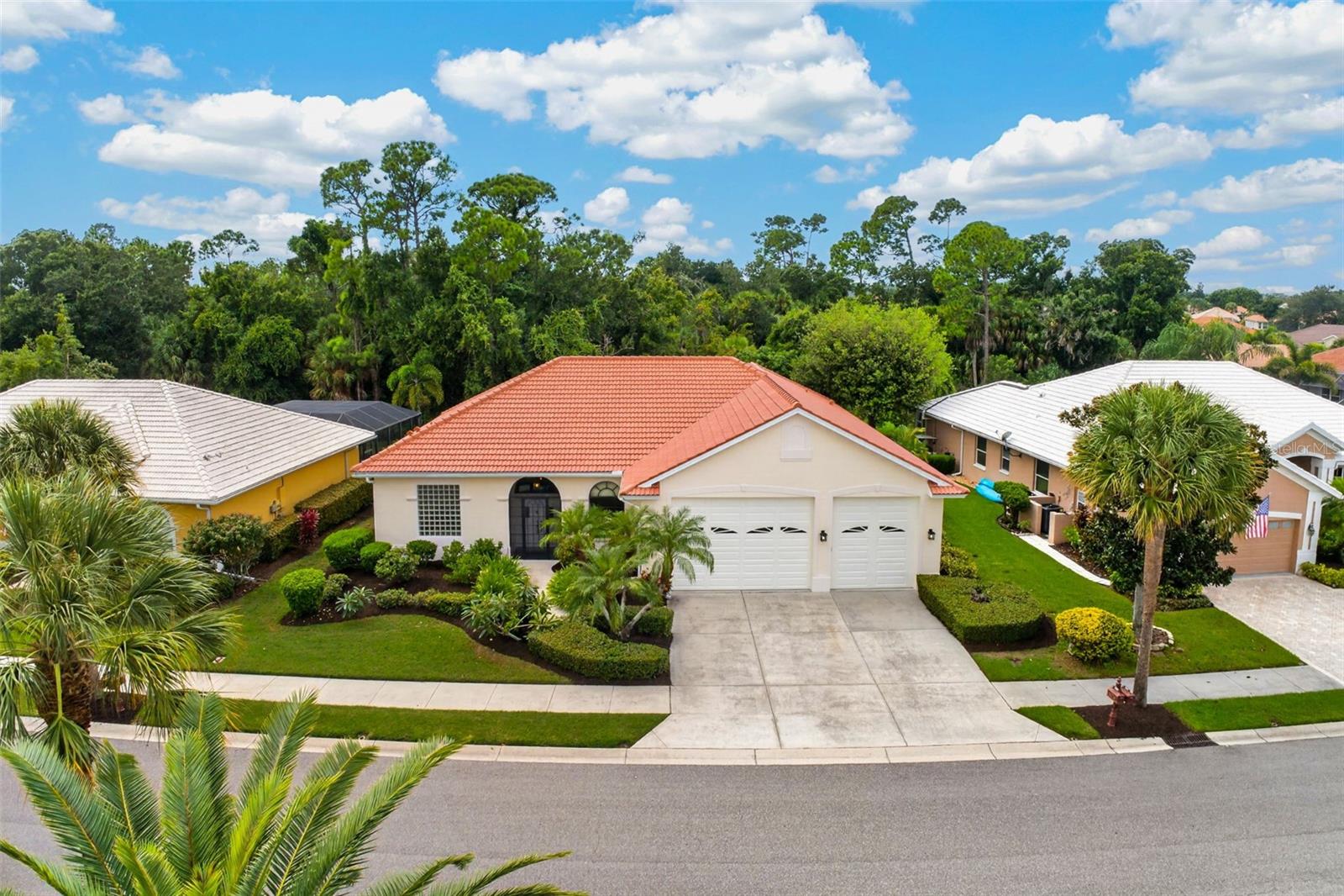 679 Sawgrass Bridge Rd, Venice, FL 34292 photo