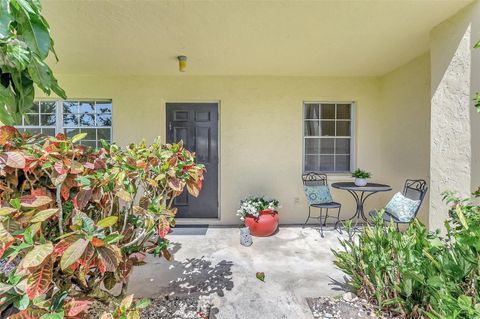 Condominium in SARASOTA FL 7880 PALM AIRE LANE #103.jpg