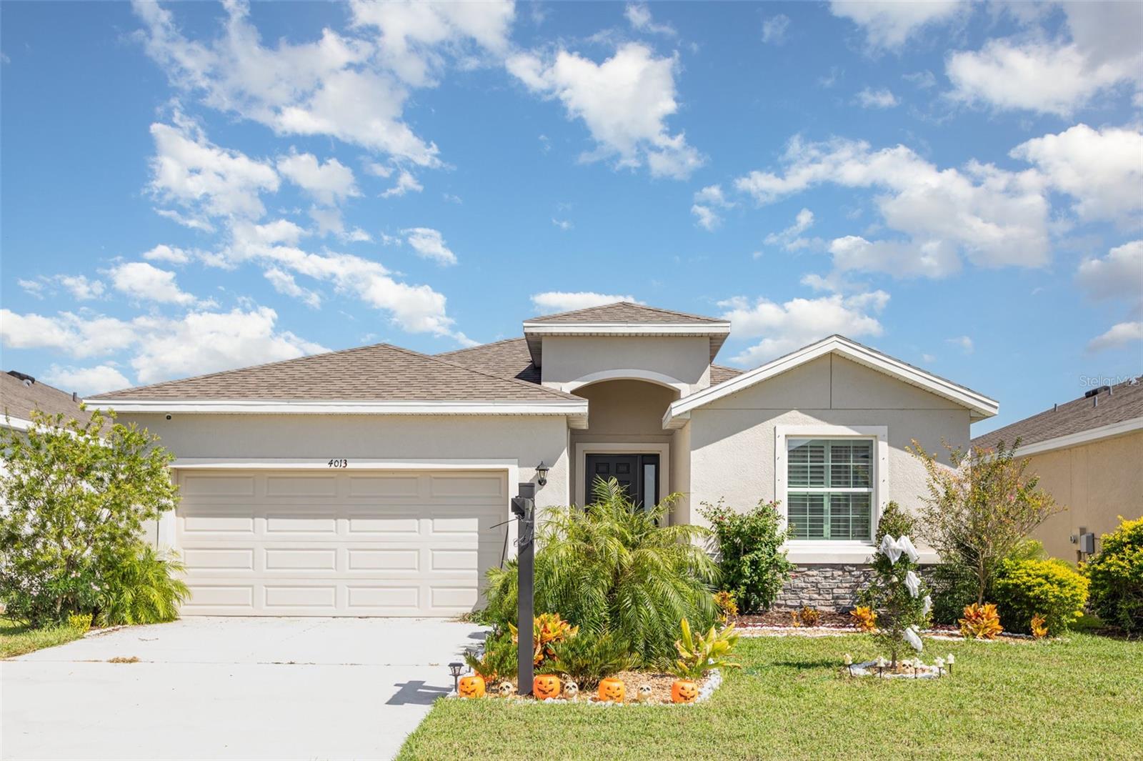 4013 Lively Coral Pl, Bradenton, FL 34208