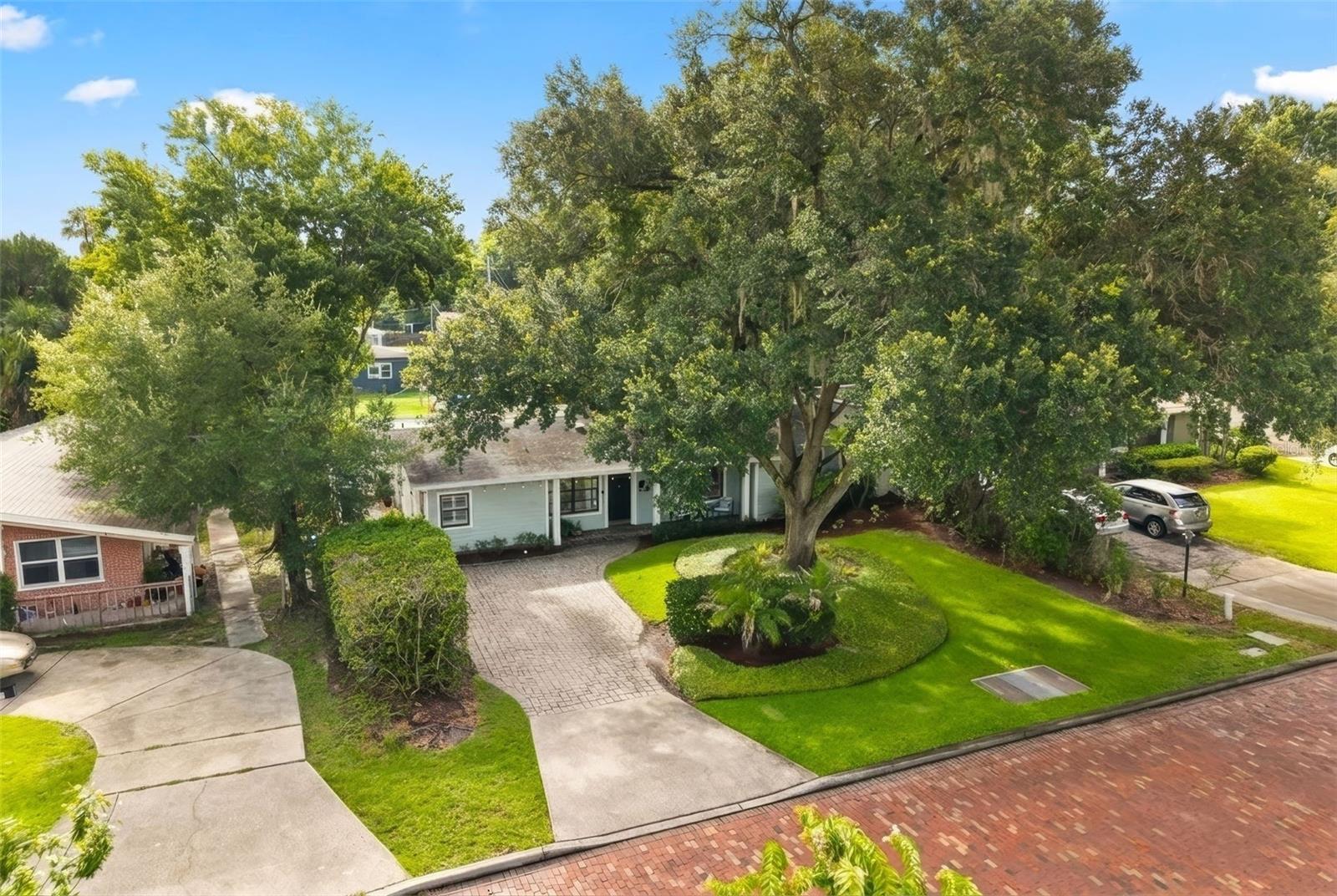 1562 Arbor Park Dr, Winter Park, FL 32789 photo