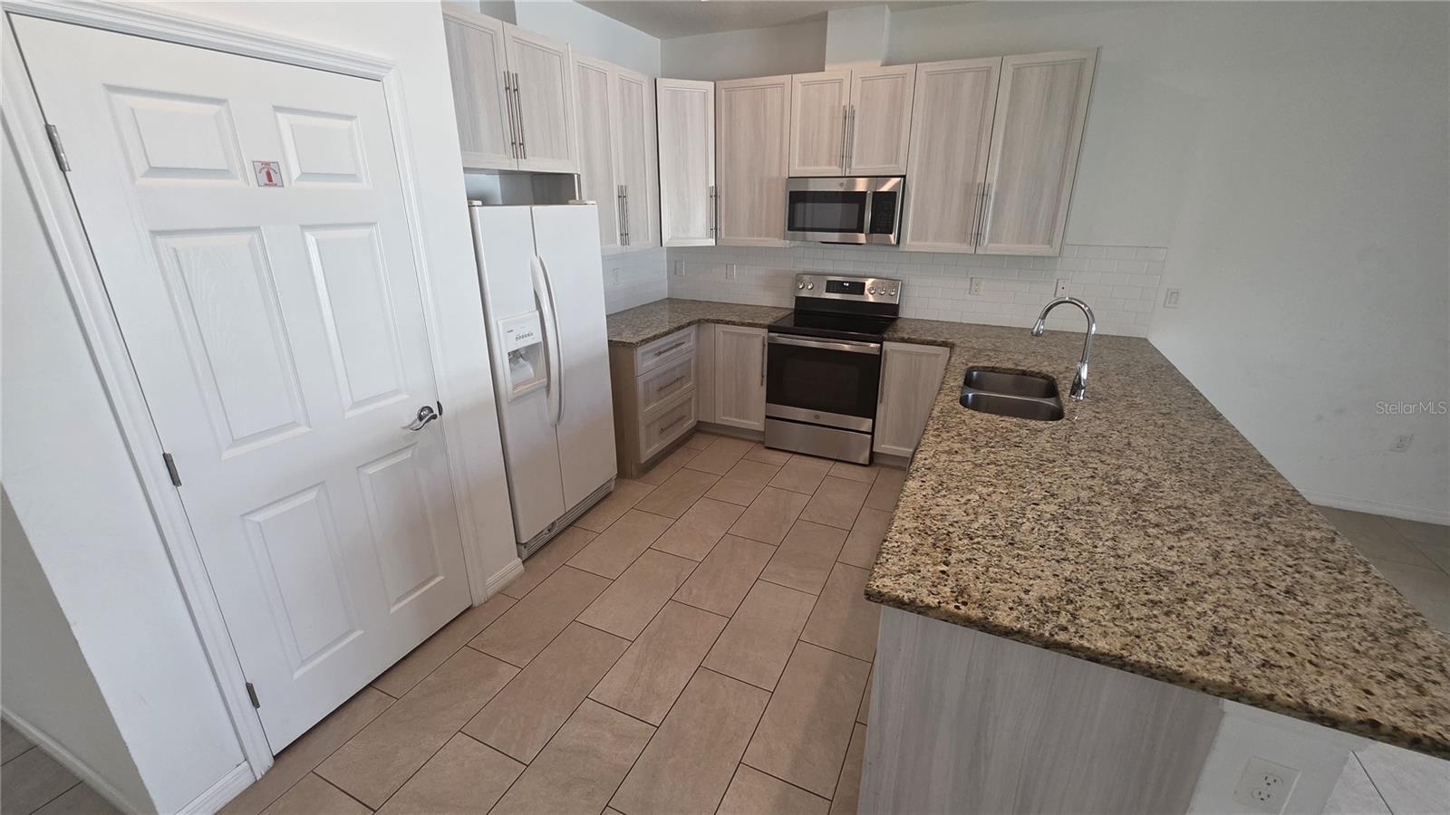 168 Fenimore Ln, Palm Coast, FL 32137 photo