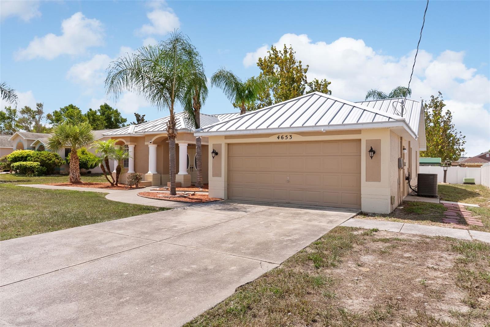 4653 Mariner Blvd, Spring Hill, FL 34609 photo