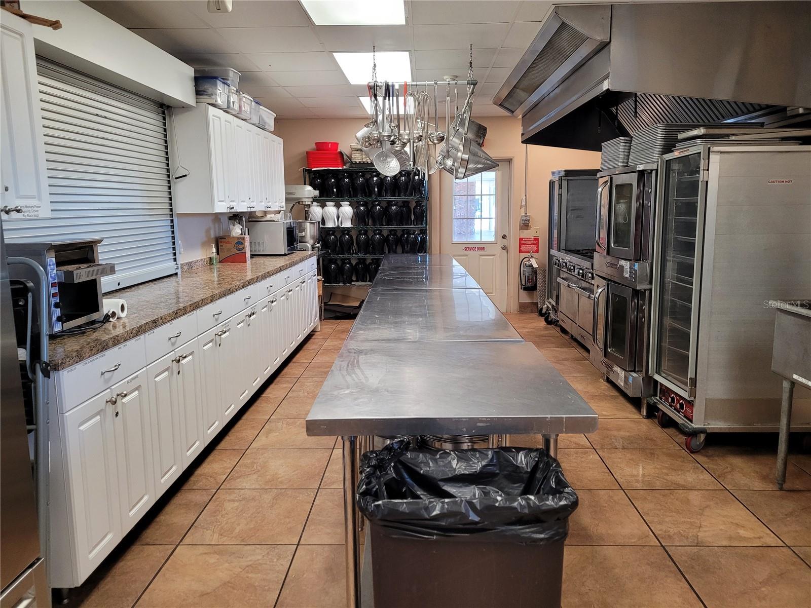 Mobile Home in SARASOTA FL 3335 SPANISH OAK TERRACE 66.jpg