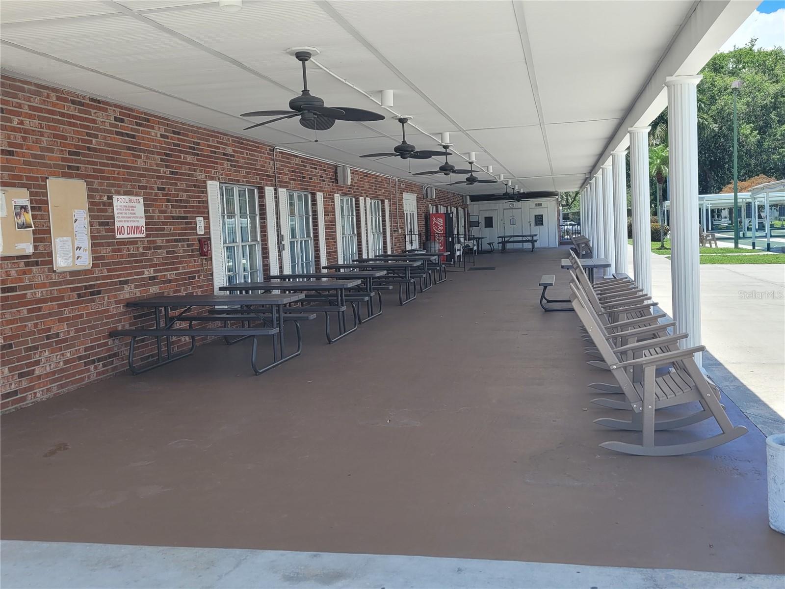 Mobile Home in SARASOTA FL 3335 SPANISH OAK TERRACE 67.jpg