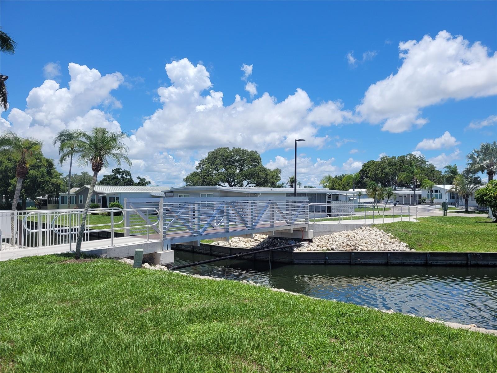 Mobile Home in SARASOTA FL 3335 SPANISH OAK TERRACE 69.jpg