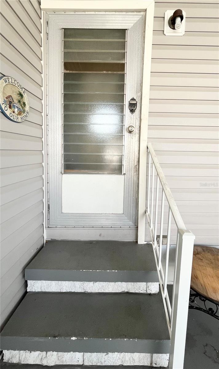 Mobile Home in SARASOTA FL 3335 SPANISH OAK TERRACE 6.jpg