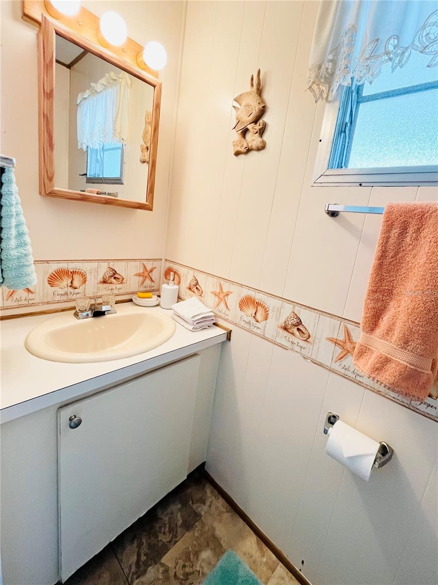 Mobile Home in SARASOTA FL 3335 SPANISH OAK TERRACE 27.jpg
