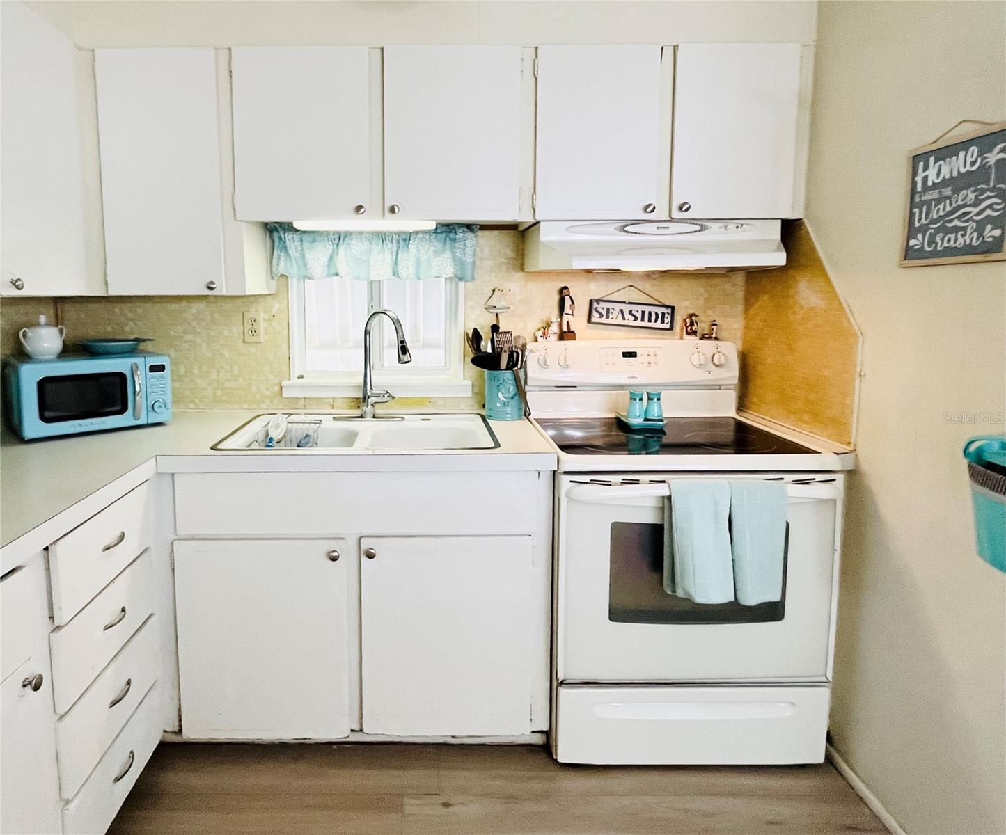 Mobile Home in SARASOTA FL 3335 SPANISH OAK TERRACE 12.jpg