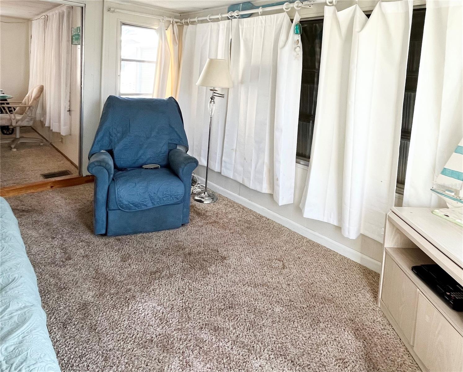 Mobile Home in SARASOTA FL 3335 SPANISH OAK TERRACE 21.jpg