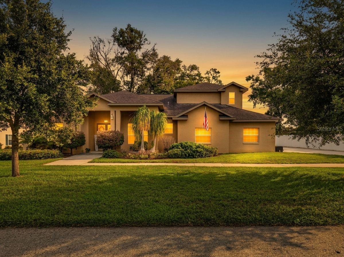 32449 Laurel Ct, San Antonio, FL 33576