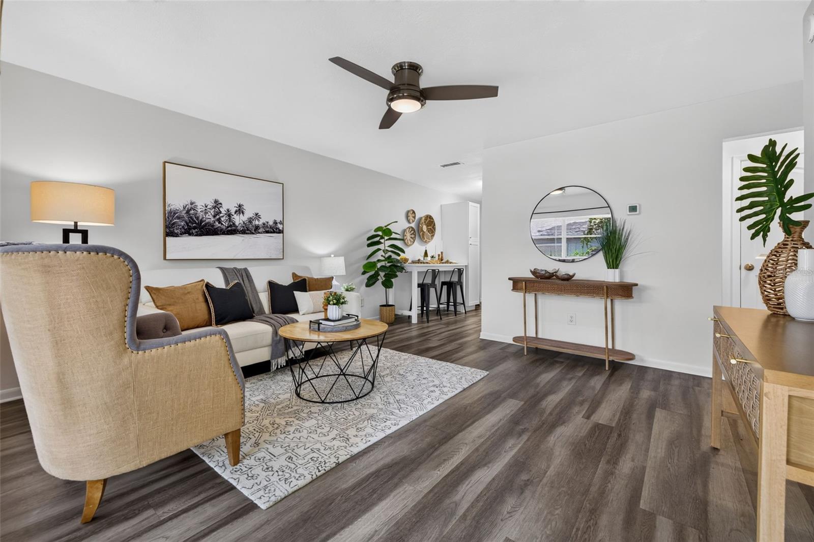 230 48 Ave, Saint Petersburg, FL 33703 photo