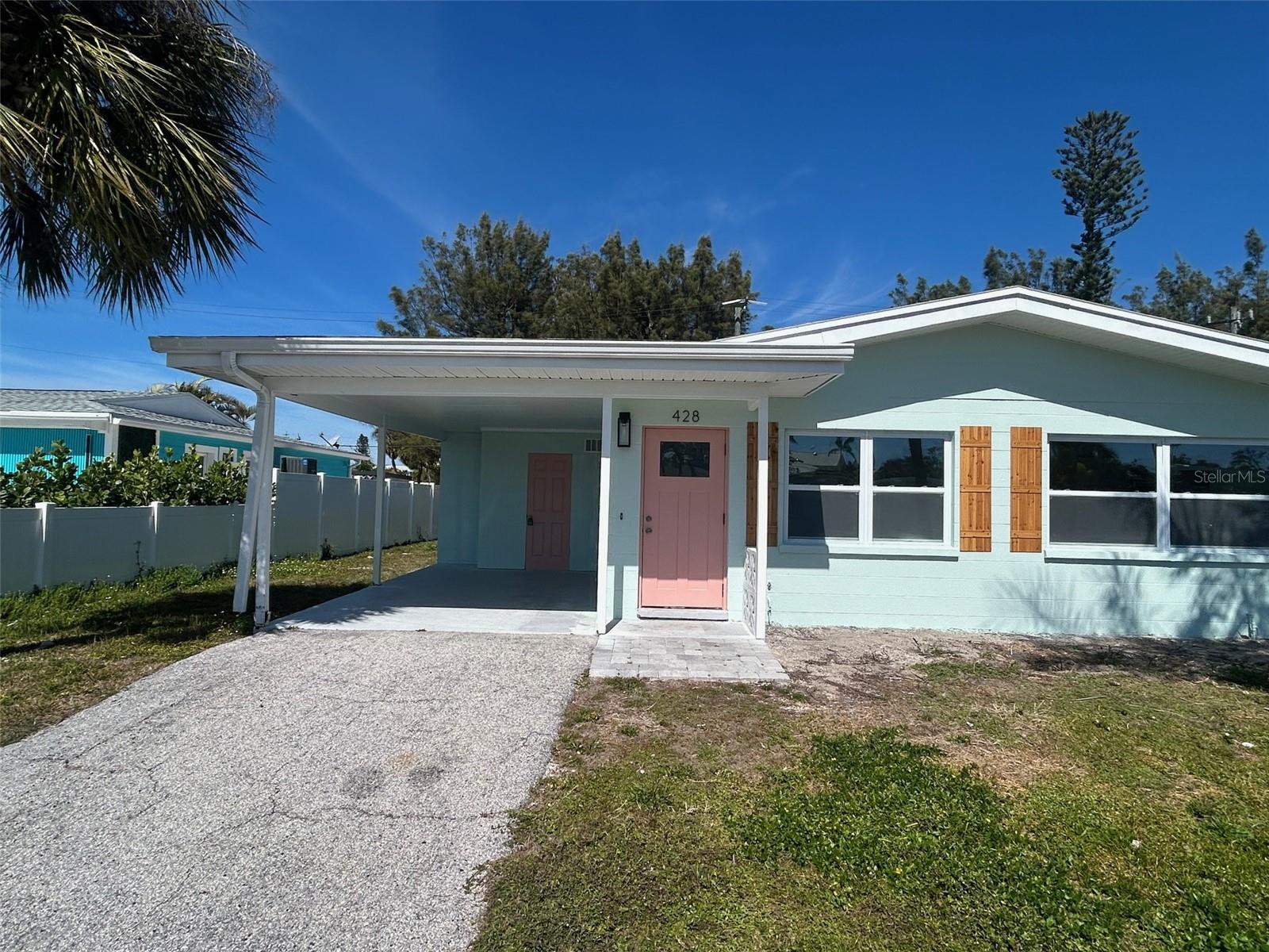 428 62 St, Holmes Beach, FL 34217 photo