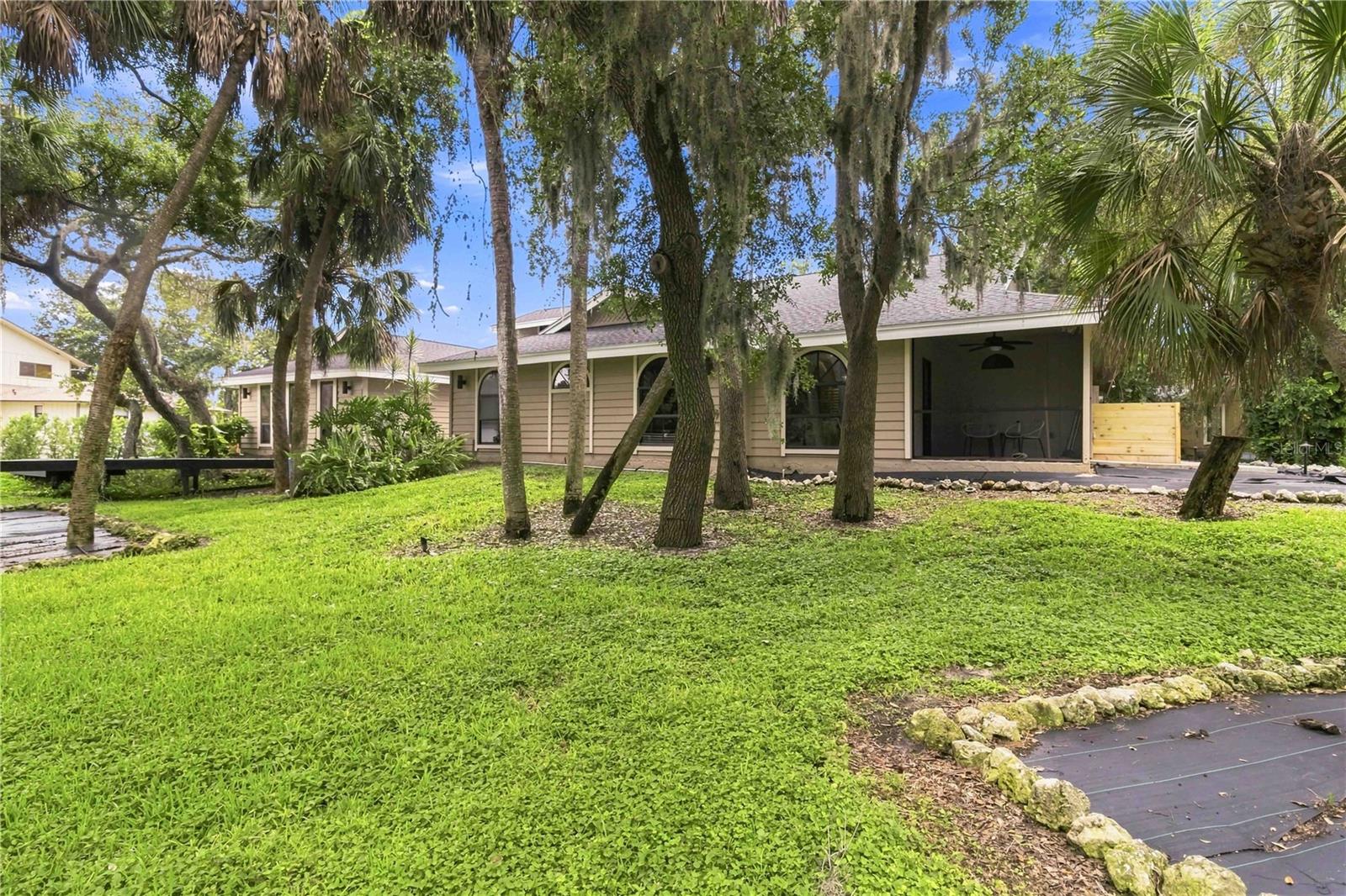 902 Drakeswood Ct, Sarasota, FL 34232 photo