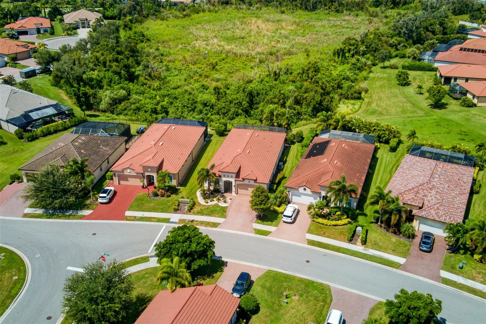 9817 Marbella Dr, Bradenton, FL 34211 photo