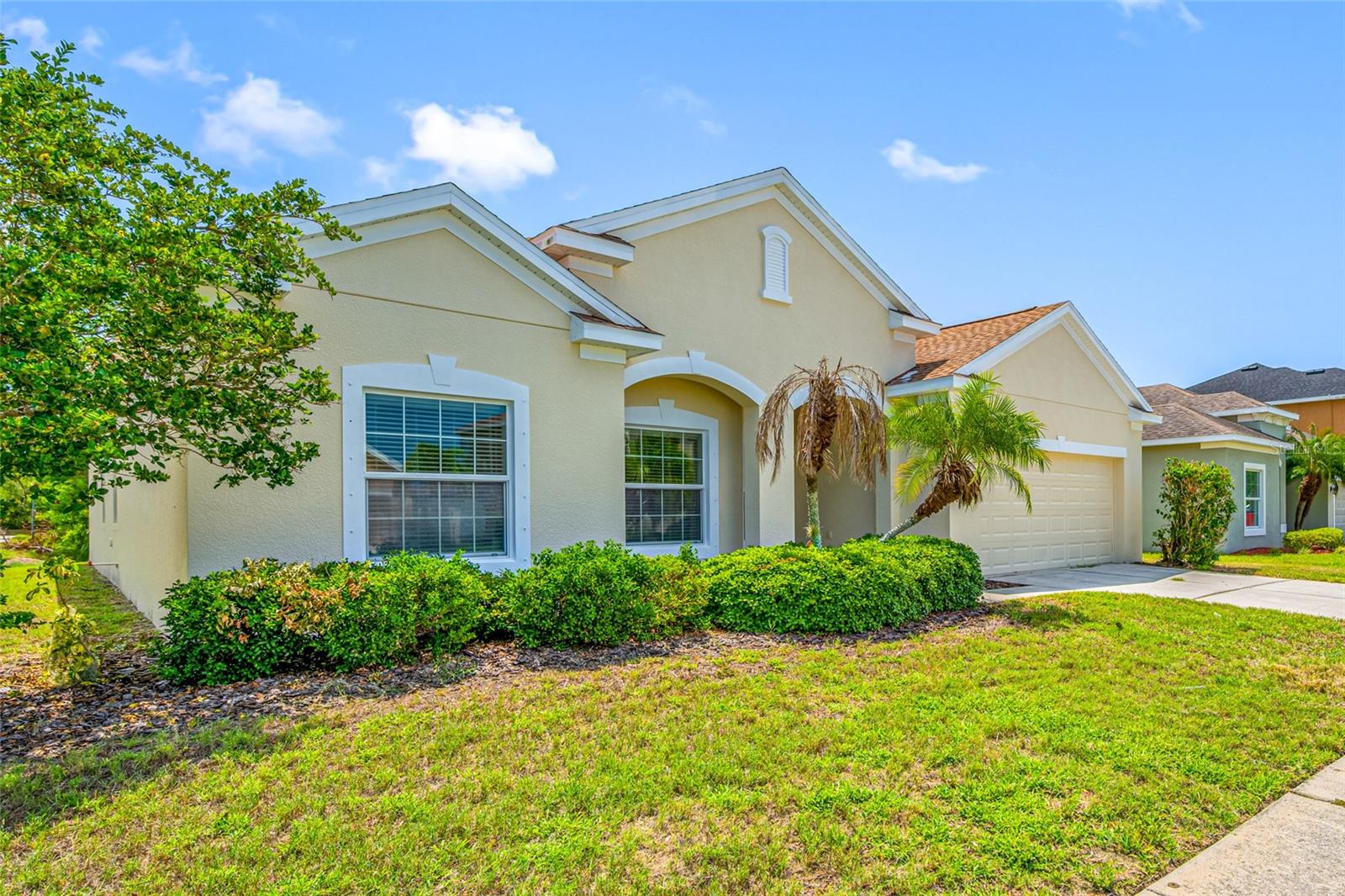 1405 Parker Den Dr, Ruskin, FL 33570 photo