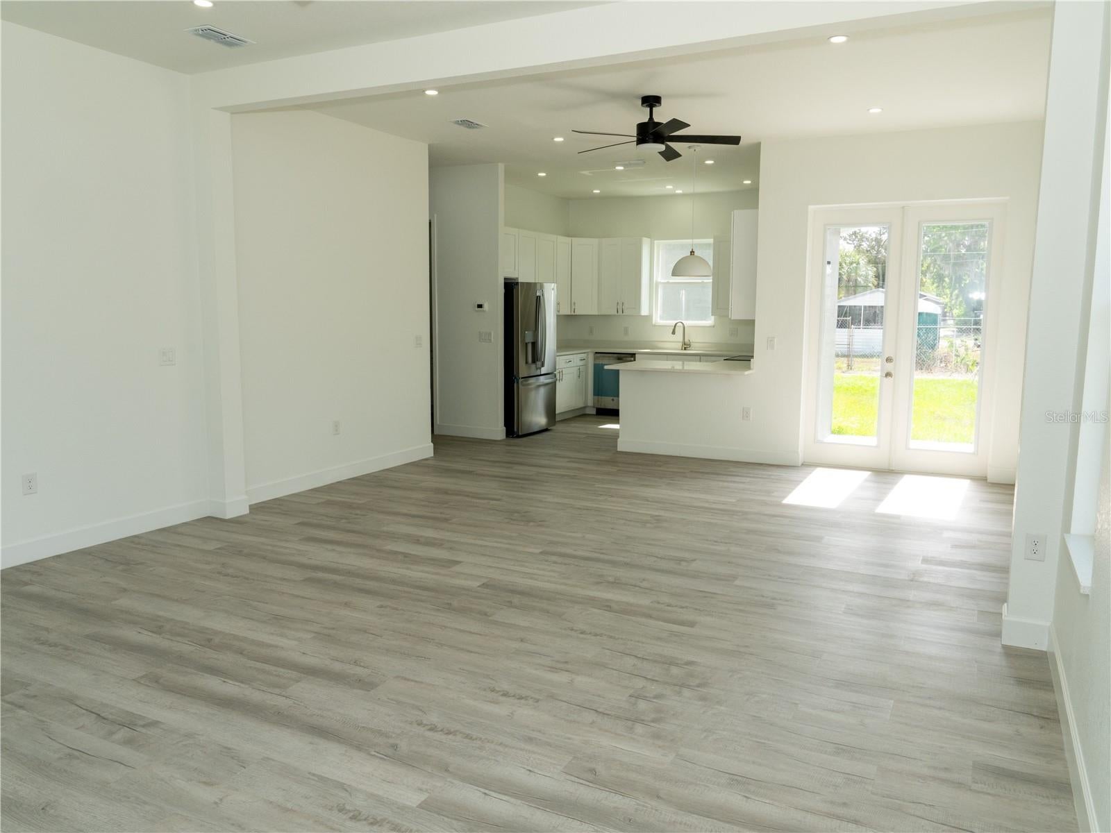 1115 Hickory, Sanford, FL 32771 photo