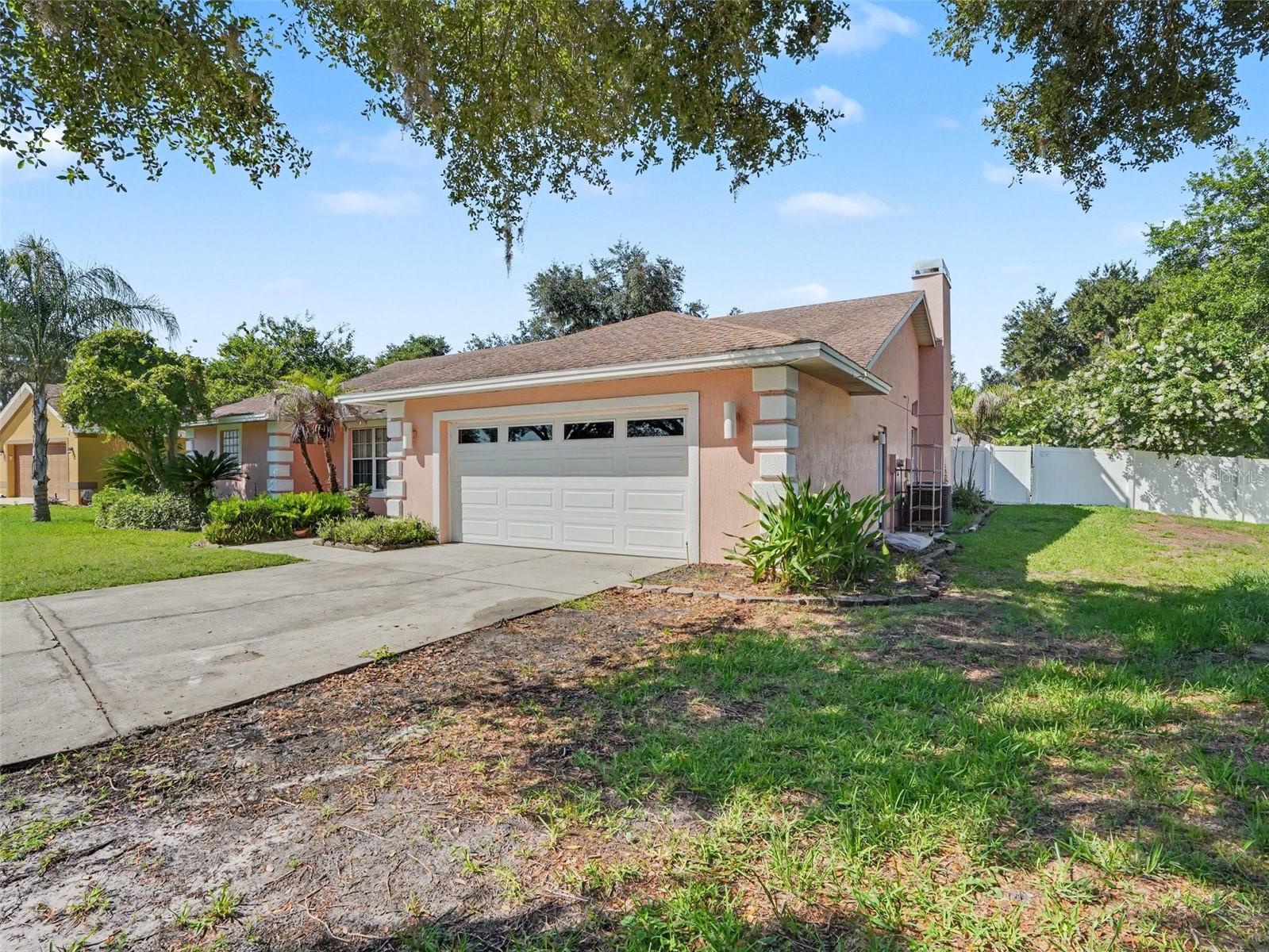 2124 Velvet Way, Lakeland, FL 33811 photo