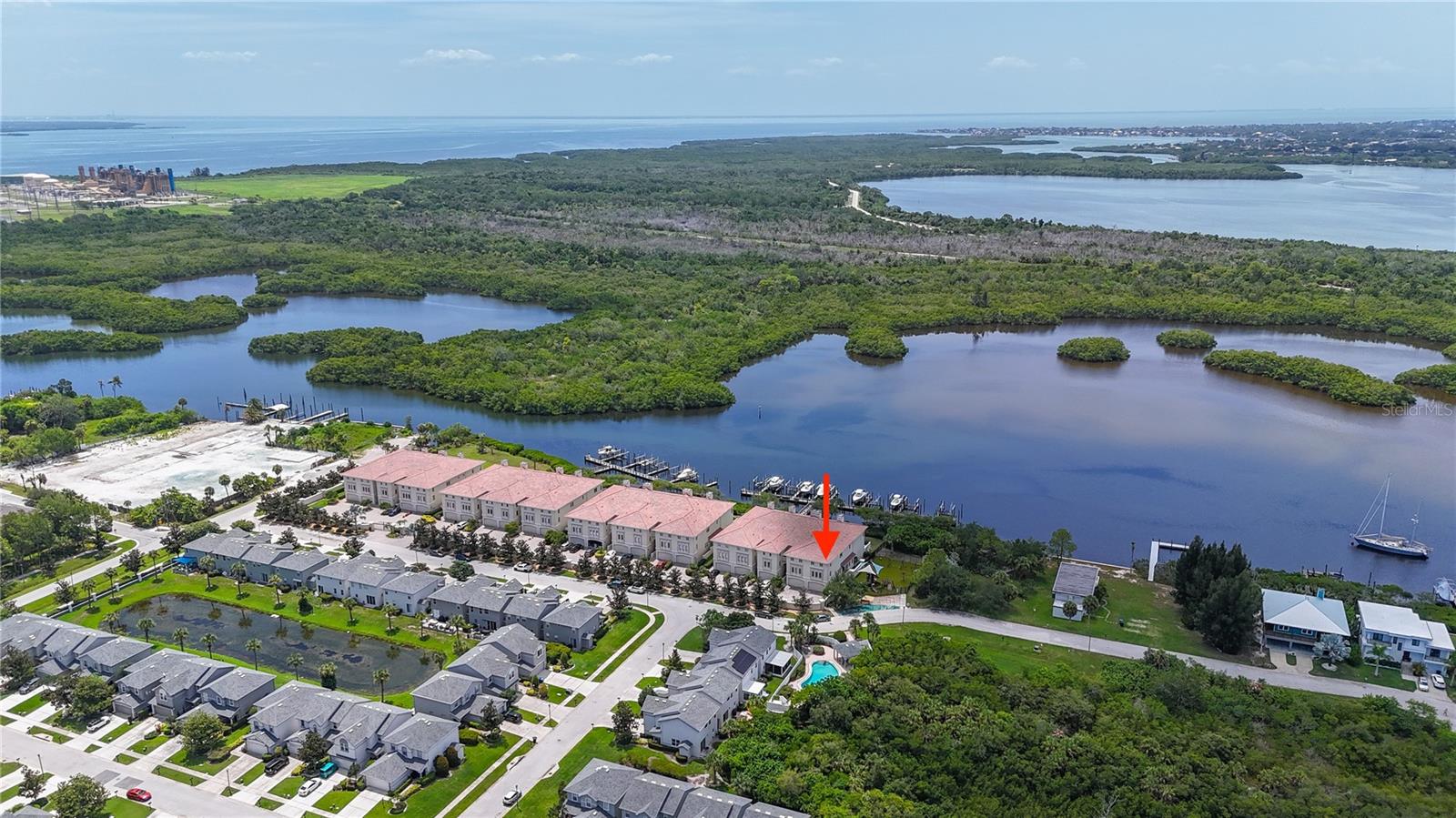 1008 Paseo De Rio, Saint Petersburg, FL 33702 photo