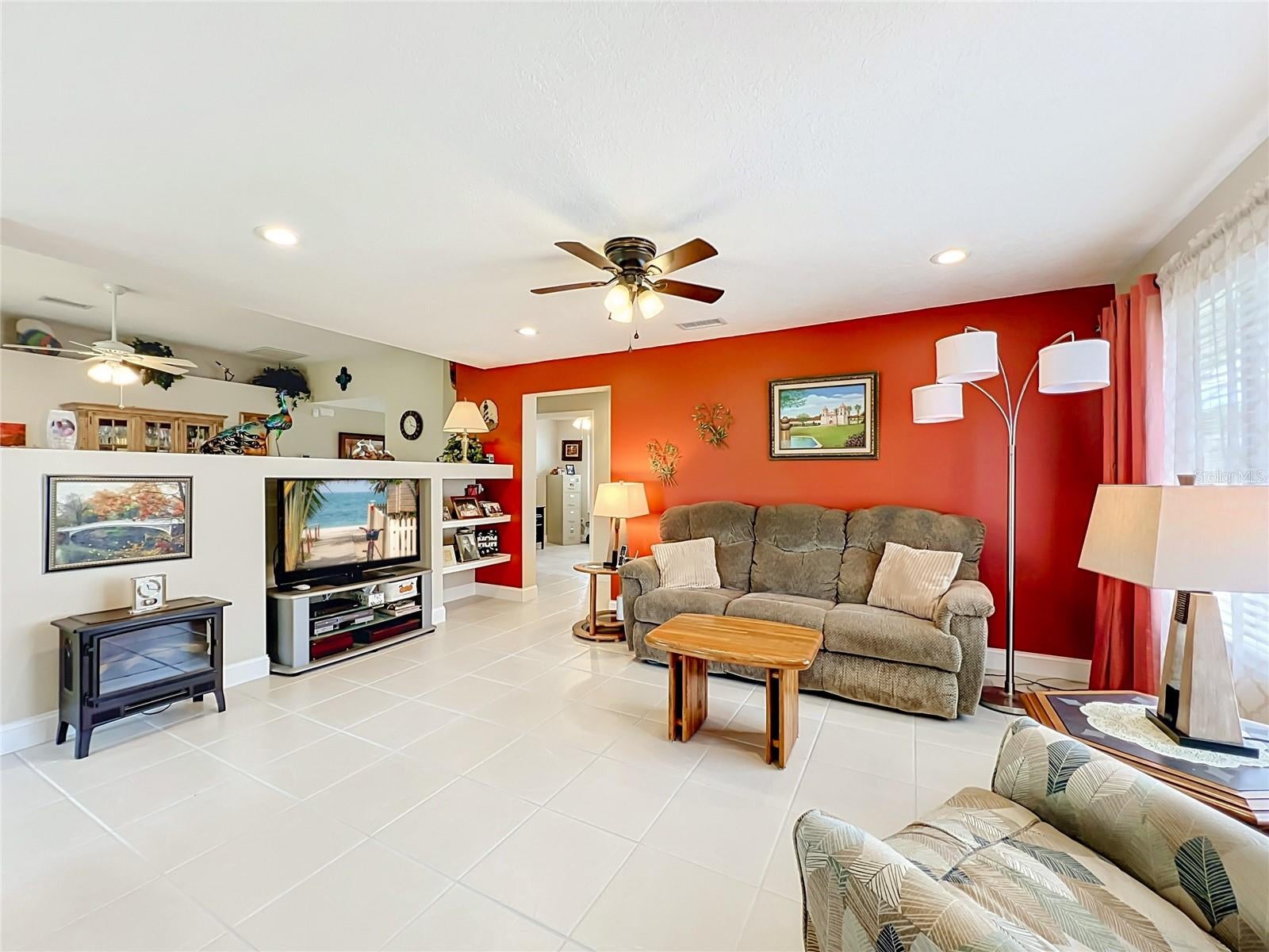 1409 California Dr, Melbourne, FL 32940 photo