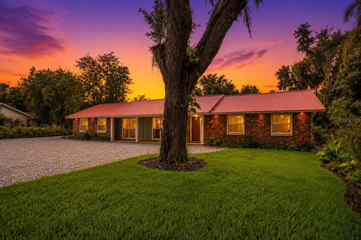 2072 Lake Ariana Blvd, Auburndale, FL 33823 photo