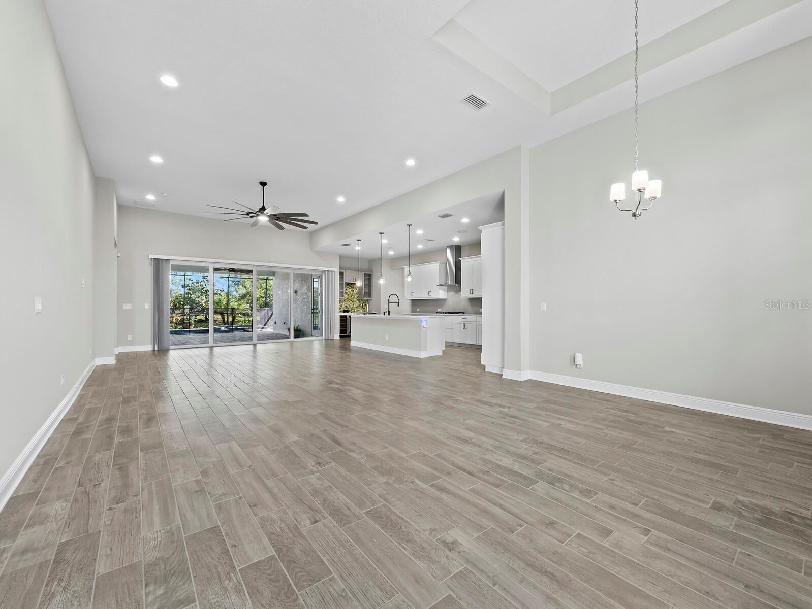 6129 Lungo Lago Dr, Sarasota, FL 34241 photo