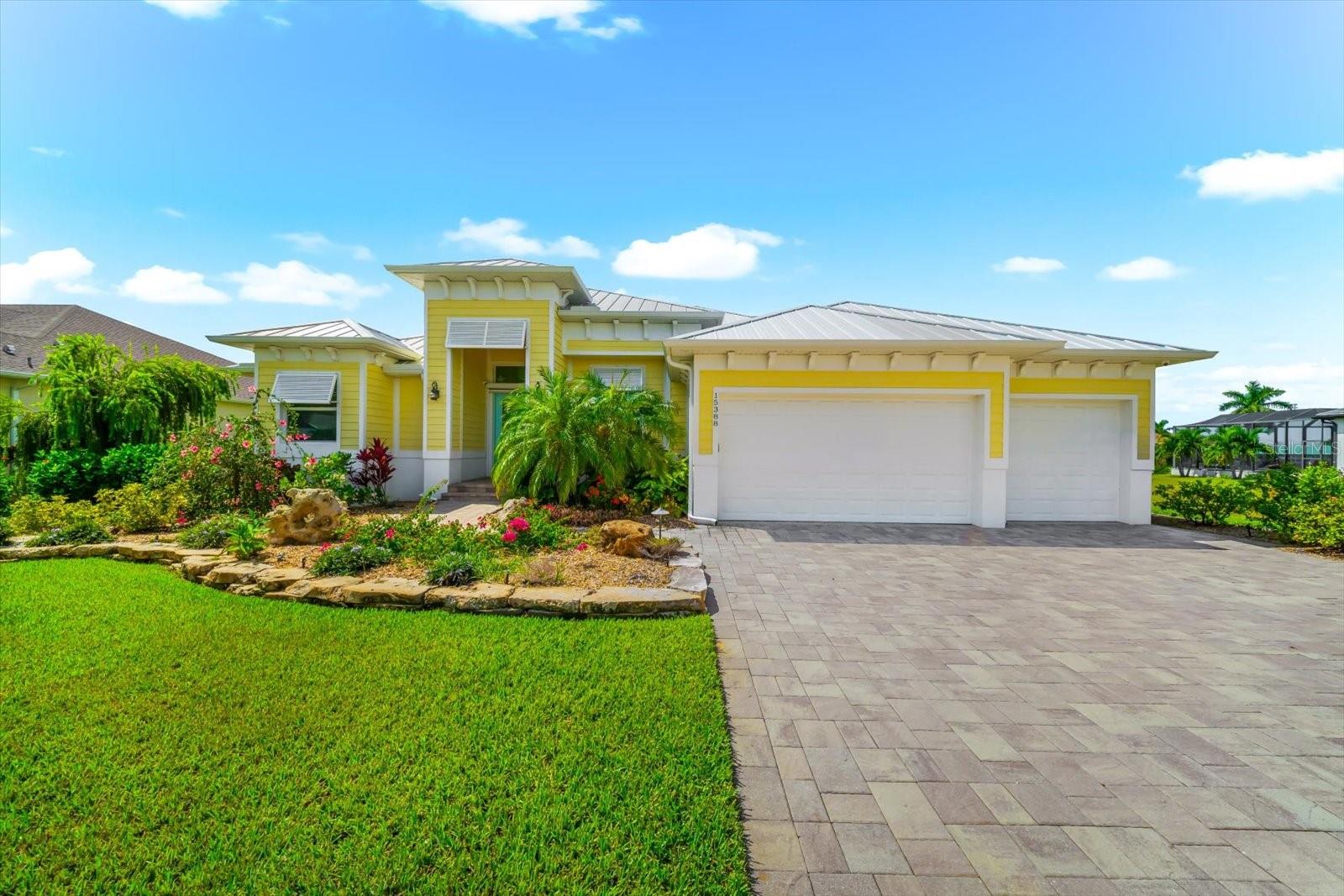 15388 Alsask Cir, Port Charlotte, FL 33981 photo