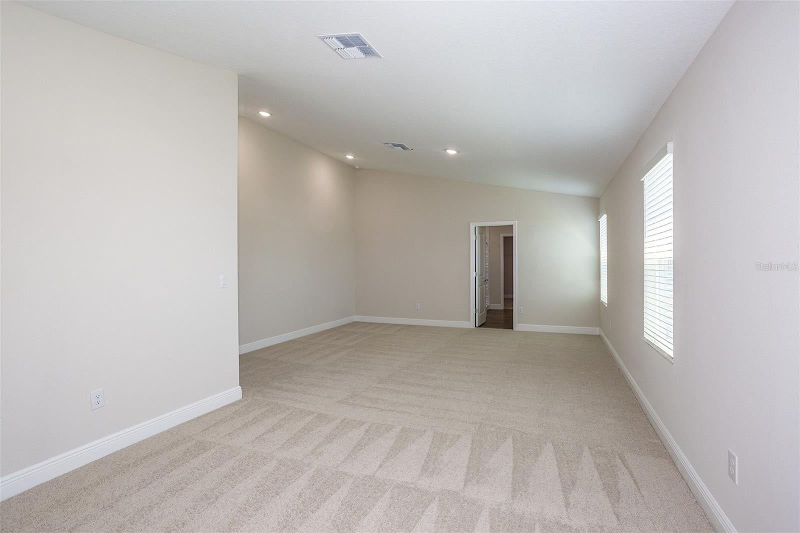 9859 Govreau Rd, Wesley Chapel, FL 33545 photo