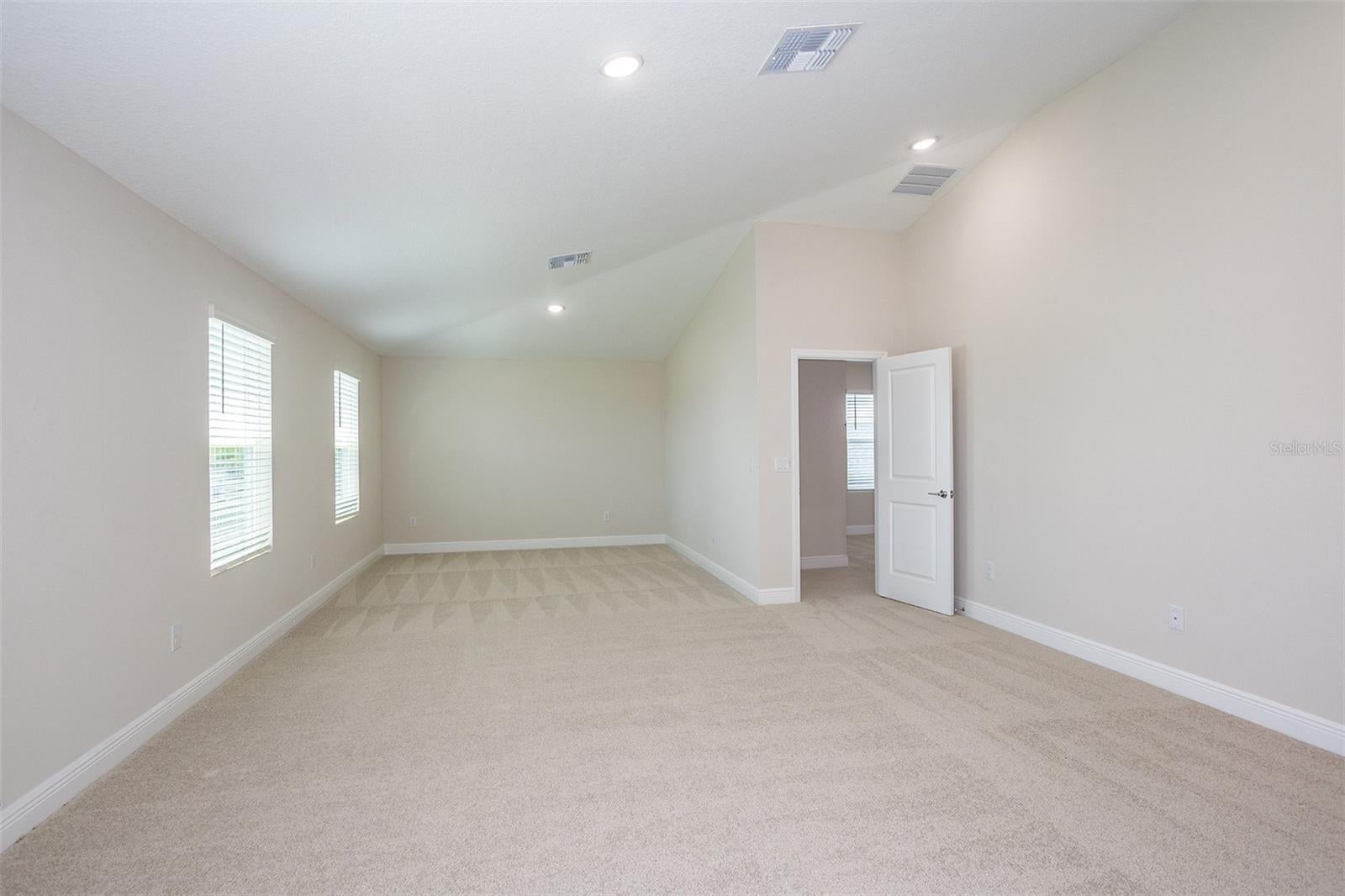 9859 Govreau Rd, Wesley Chapel, FL 33545 photo