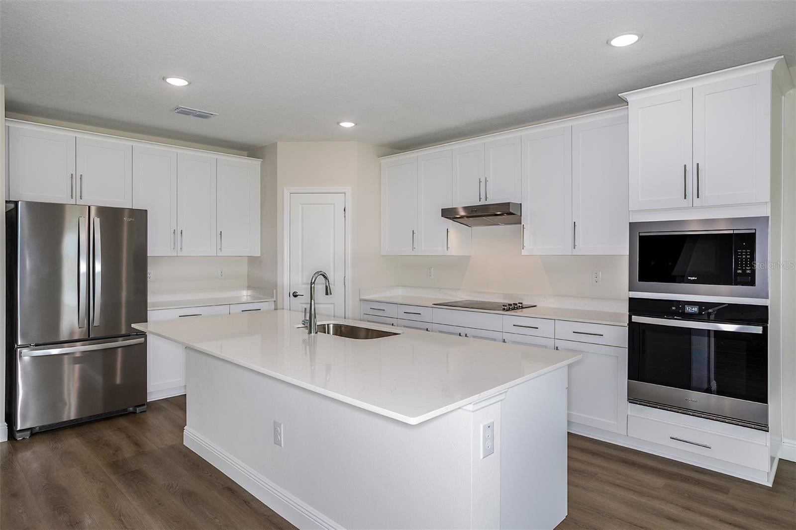 9859 Govreau Rd, Wesley Chapel, FL 33545 photo