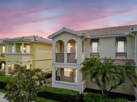 Townhouse in SARASOTA FL 5368 ELISEO STREET.jpg