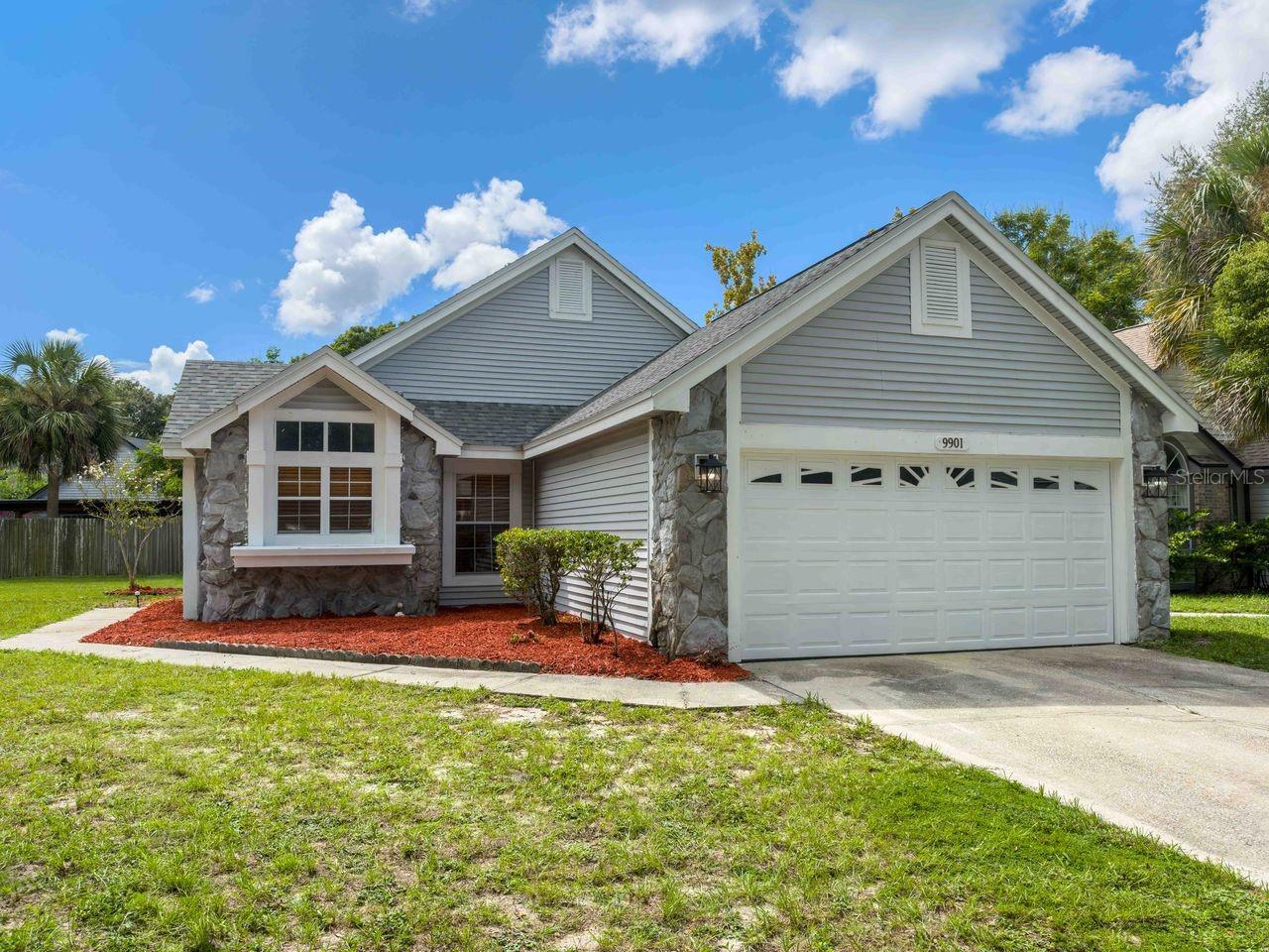 9901 Aloma Bend Ln, Oviedo, FL 32765