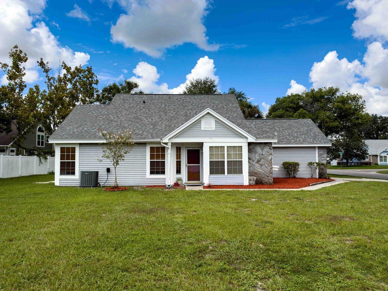 9901 Aloma Bend Ln, Oviedo, FL 32765 photo