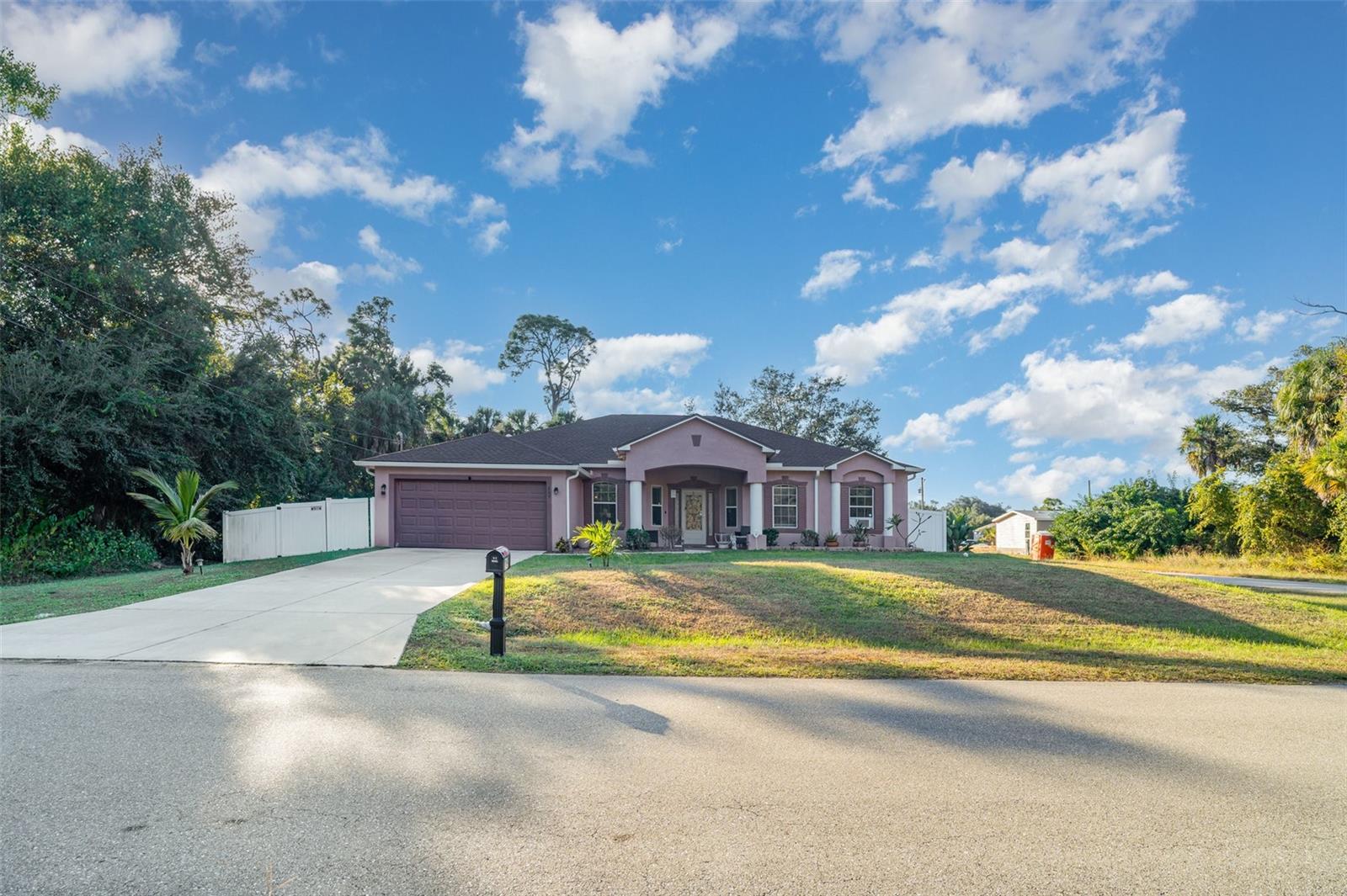 249 Ferdon Cir, Port Charlotte, FL 33954 photo